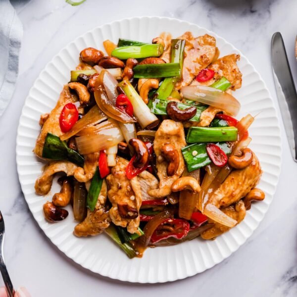 CHICKEN CASHEW NUTS